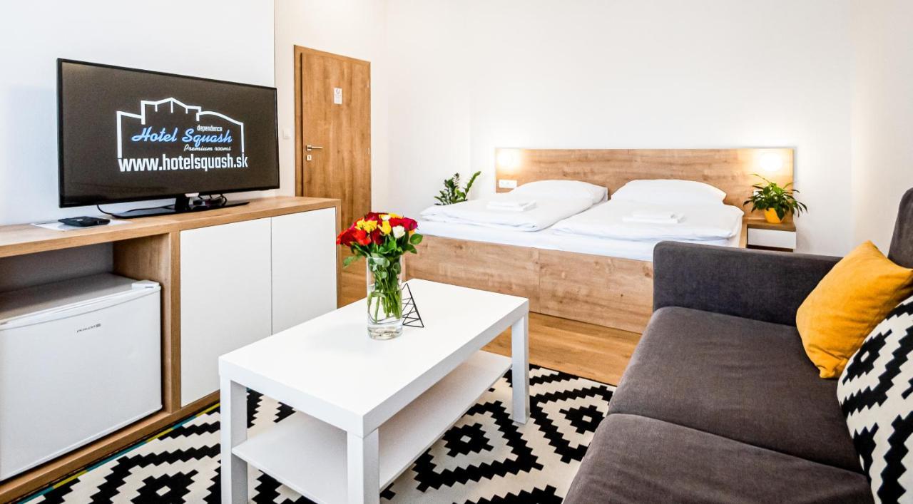 Hotel Squash Dependance Prievidza Exteriér fotografie