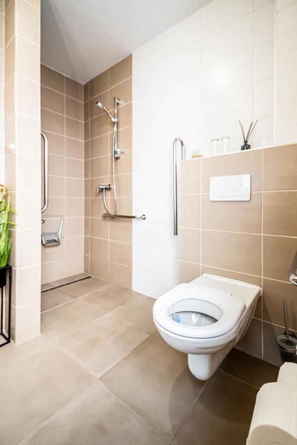 Hotel Squash Dependance Prievidza Exteriér fotografie