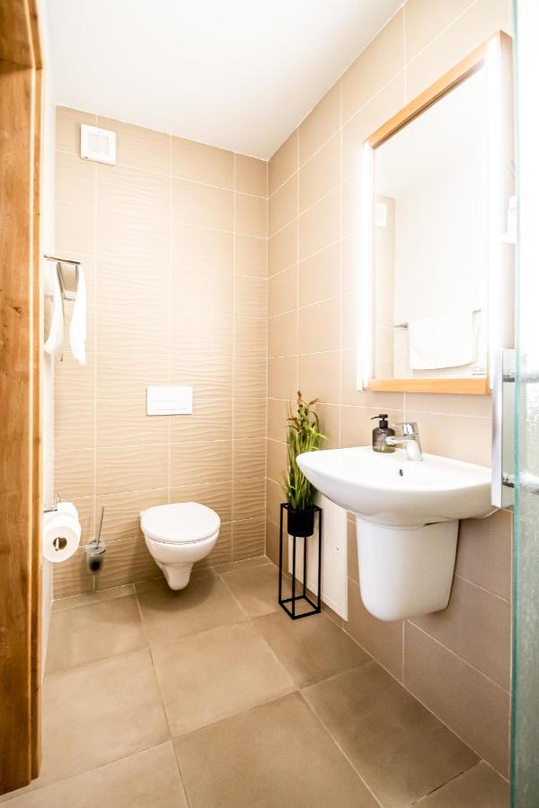 Hotel Squash Dependance Prievidza Exteriér fotografie